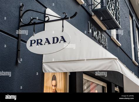 prada outlet roermond|mcarthurglen roermond outlet.